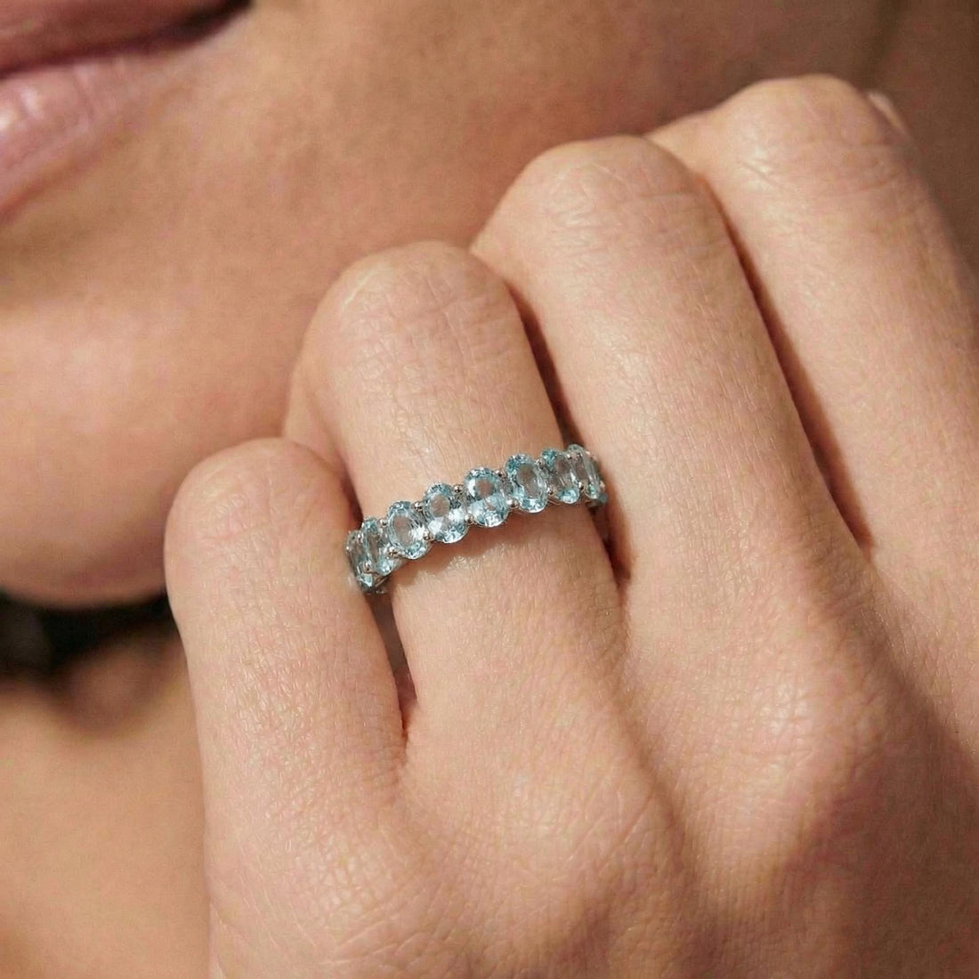 2.1CT Oval Aquamarine Wedding Band, Shared Prong Aquamarine Ring, Almost Eternity Ring, Classic Stackable March Birthstone Band