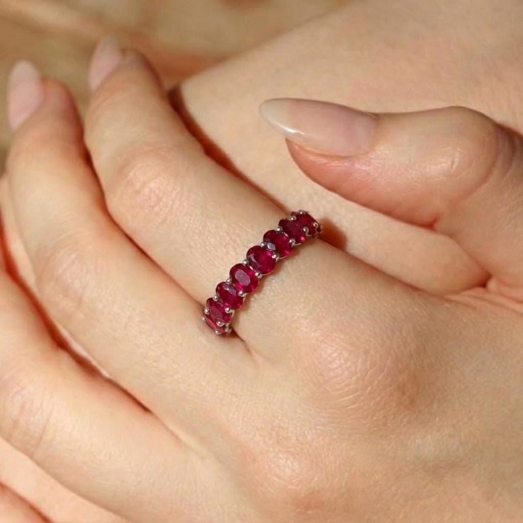 2.1CT Oval Ruby Wedding Band, Shared Prong Ruby Ring, Almost Eternity Ring, Classic Stackable July Birthstone Band