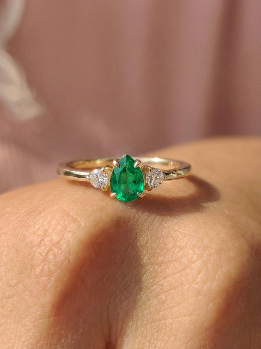 0.50ct Emerald Birthstone Ring, Pear Cut Vintage Engagement Ring, May Gemstone, Teardrop Promise Ring