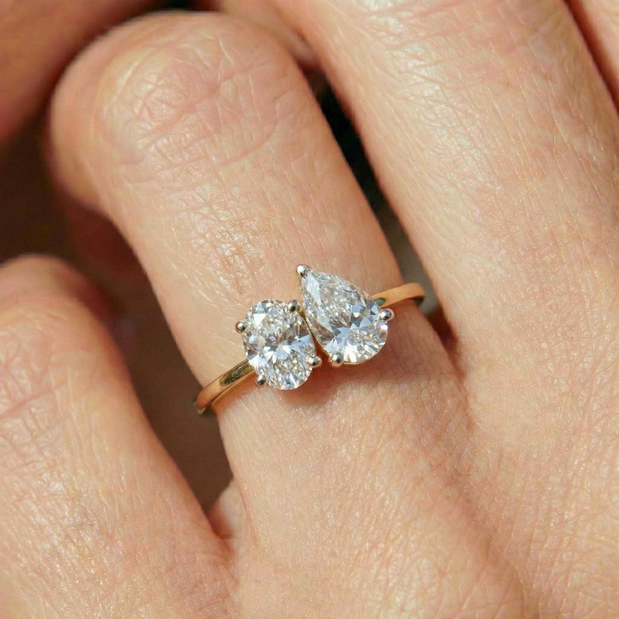 1.5ct Lab Grown Diamond Toi et Moi Ring, 14K Gold Pear & Oval Cut Engagement Ring, Two Stone Diamond Wedding Ring, Unique Bridal Jewelry