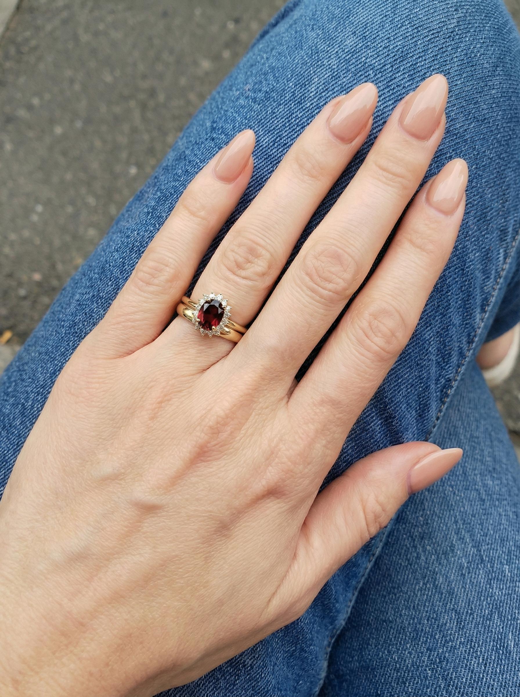 Garnet Wedding Band Ring Vintage Style Travel Ring For Women Oval Cut Deep Red Gemstone January Birthstone Jewelry Gift