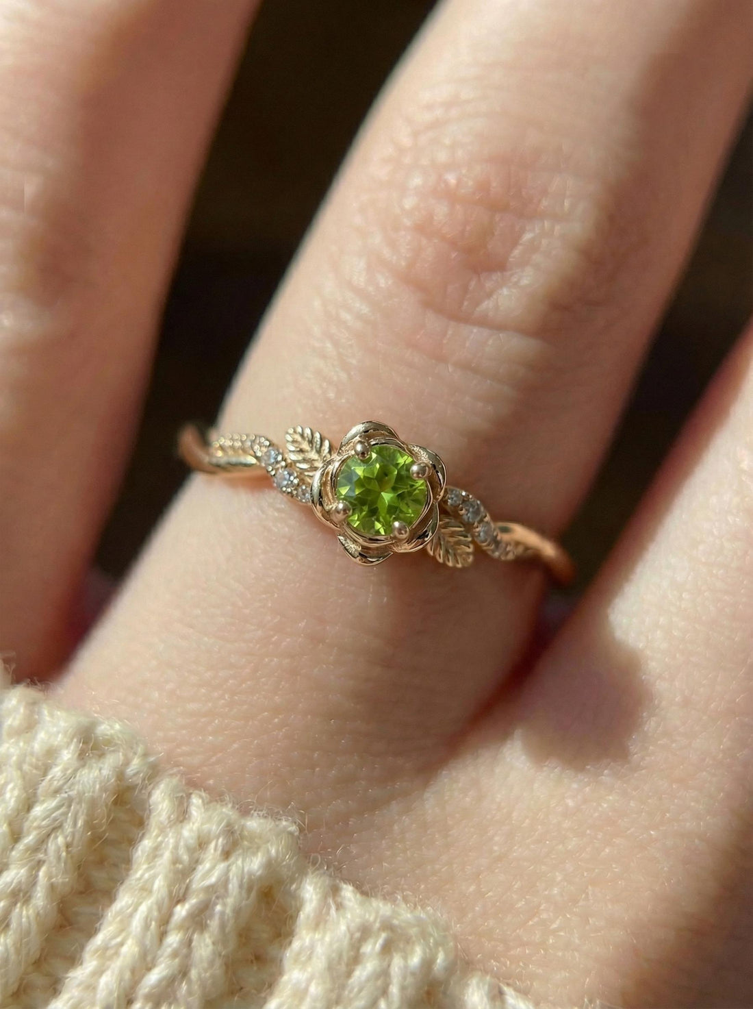 Flower Peridot Engagement Ring, Floral Twist Promise Ring for Women, Nature Inspired Leaf Wedding Ring, August Birthstone