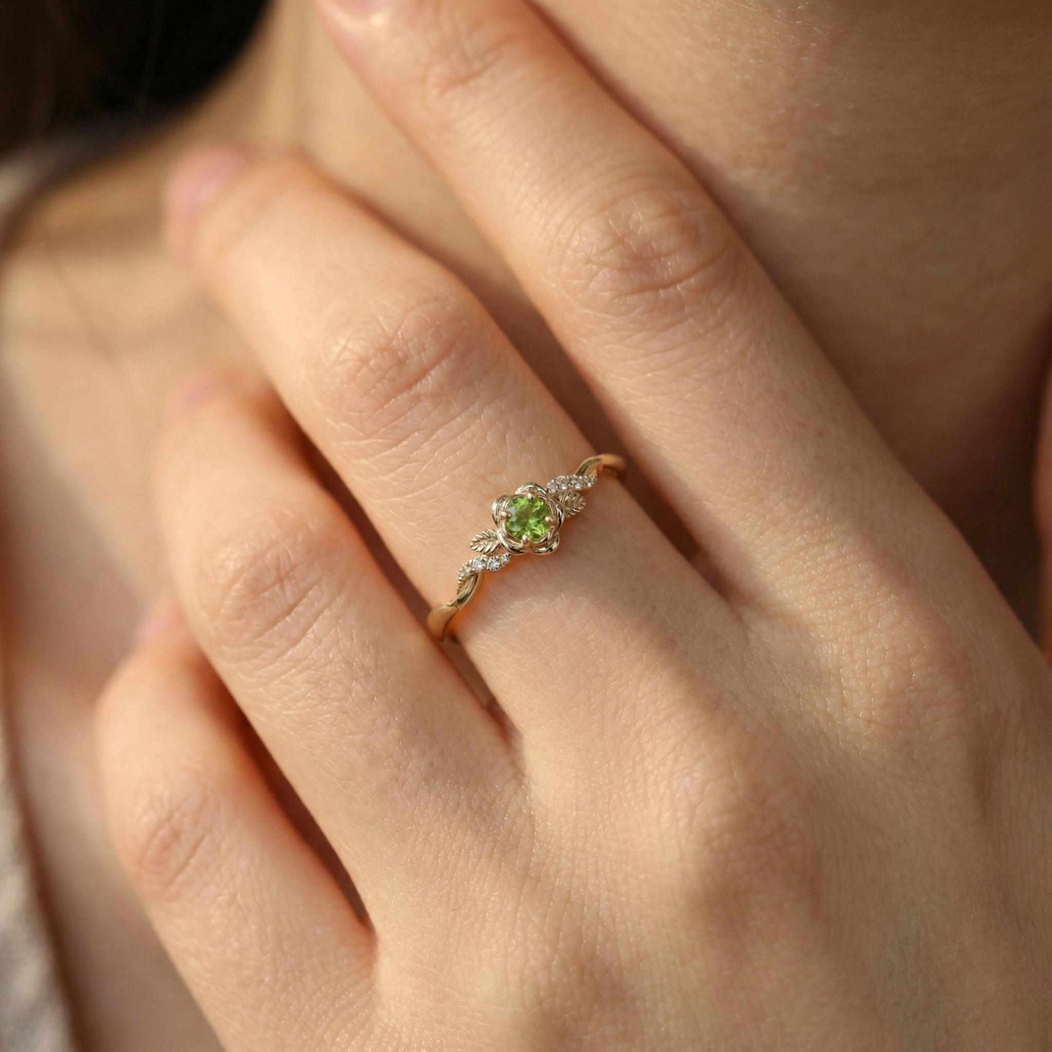 Flower Peridot Engagement Ring, Floral Twist Promise Ring for Women, Nature Inspired Leaf Wedding Ring, August Birthstone