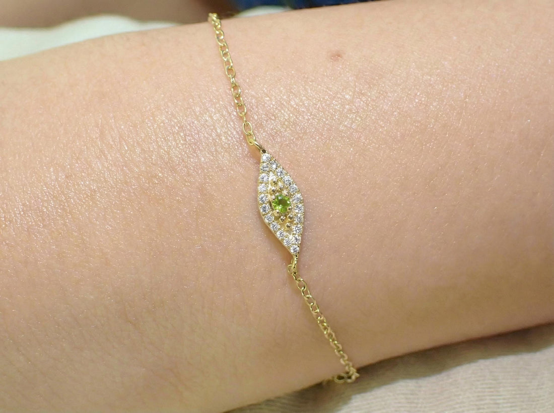 Peridot Evil Eye Bracelet, August Birthstone Protection Jewelry, Gold Talisman Bracelet, Bridesmaid Gift for Her