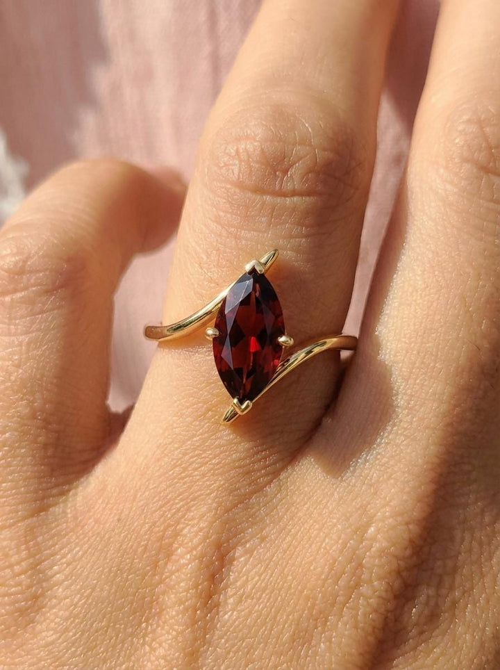 1.5ct Garnet Ring, Marquise Cut Garnet Solitaire, Curved Bypass Band, January Birthstone, 14K Gold Nature Inspired Ring