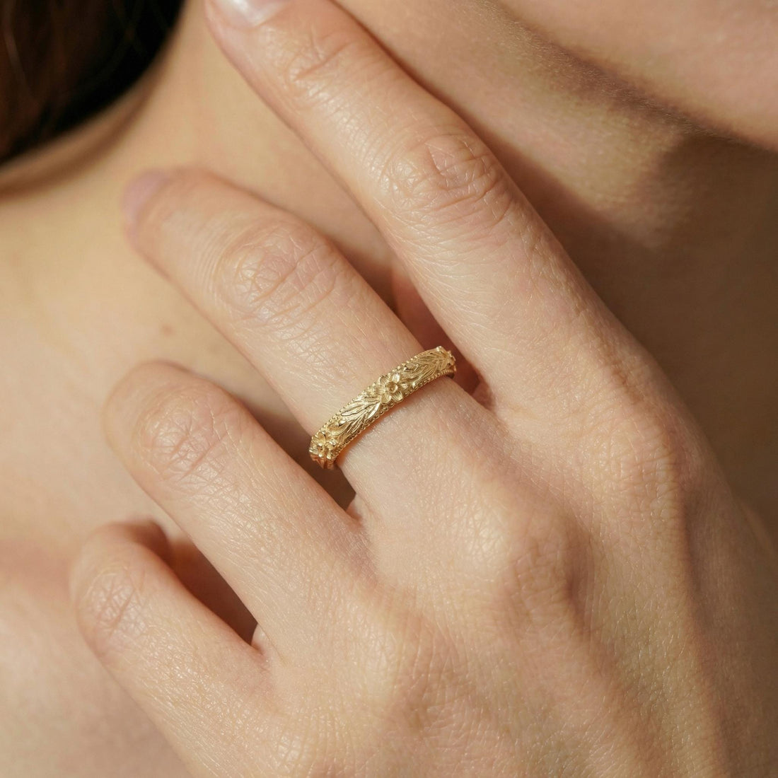 Daffodil Floral Wedding Band, Unique Flower 10K/14K/18K Plain Gold Antique Ring, March Birth Flower Band