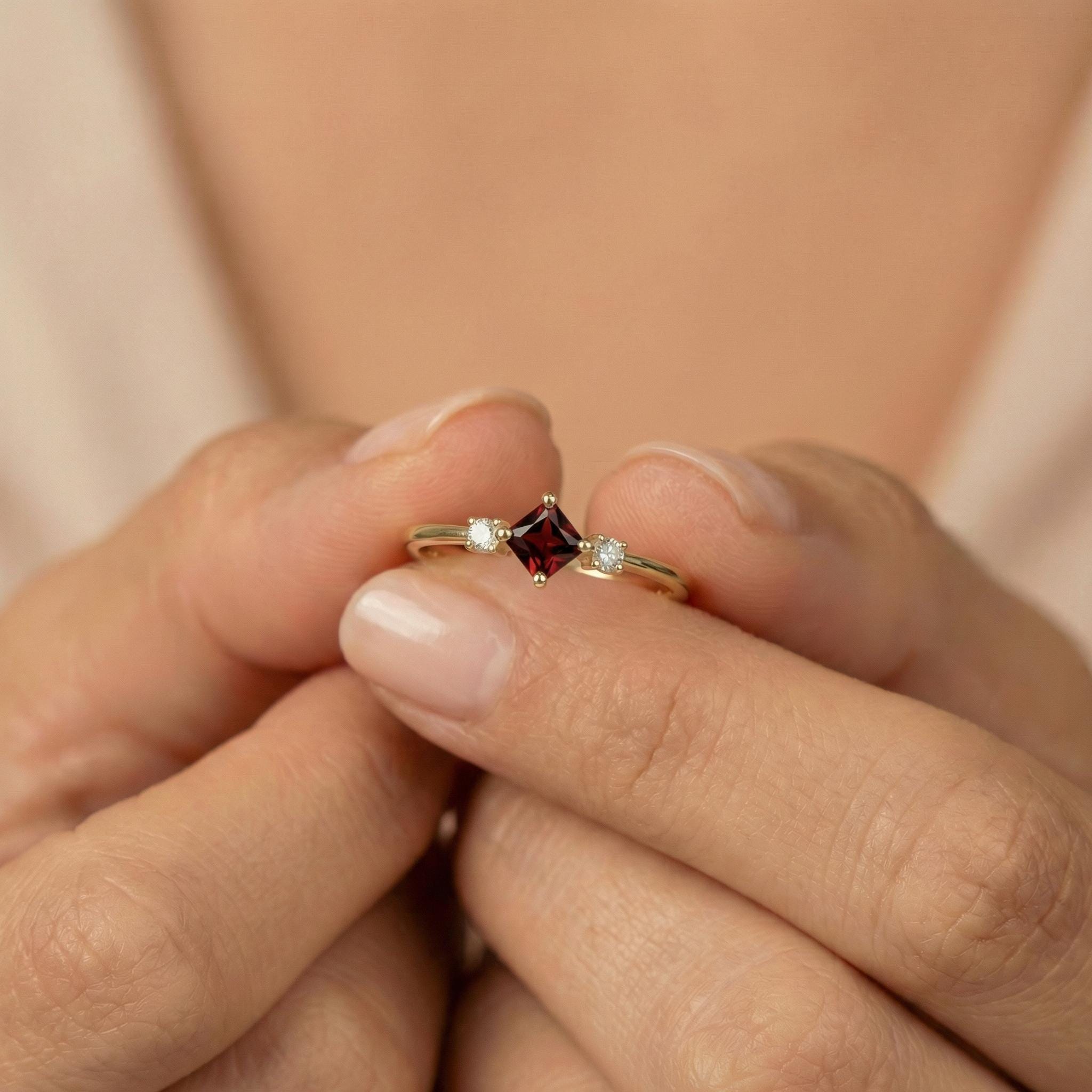 Garnet Promise Ring, January Birthstone Jewelry, Kite Cut Engagement Ring, Minimalist Three Stone Band, Dainty Gold Ring