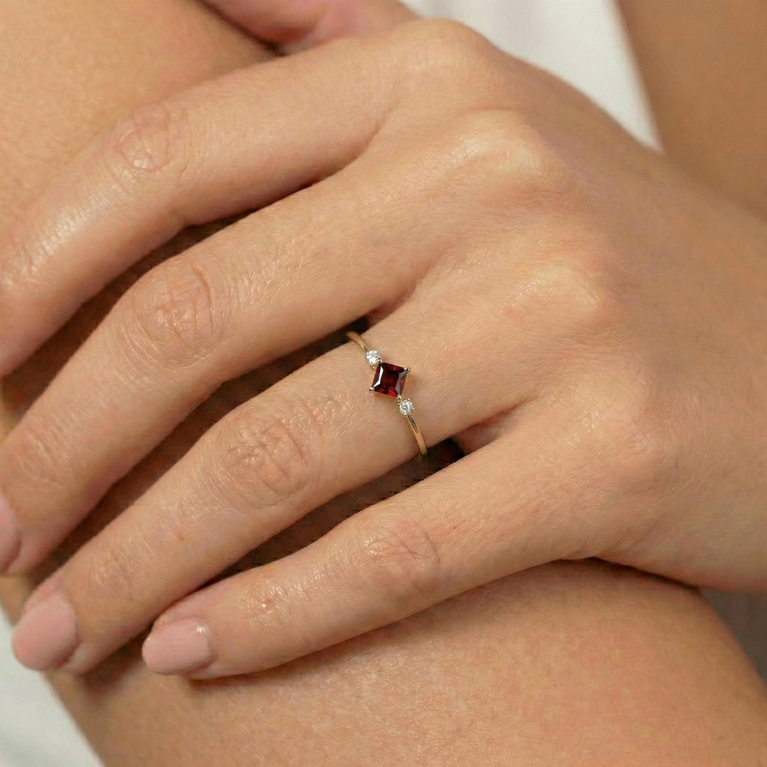 Garnet Promise Ring, January Birthstone Jewelry, Kite Cut Engagement Ring, Minimalist Three Stone Band, Dainty Gold Ring