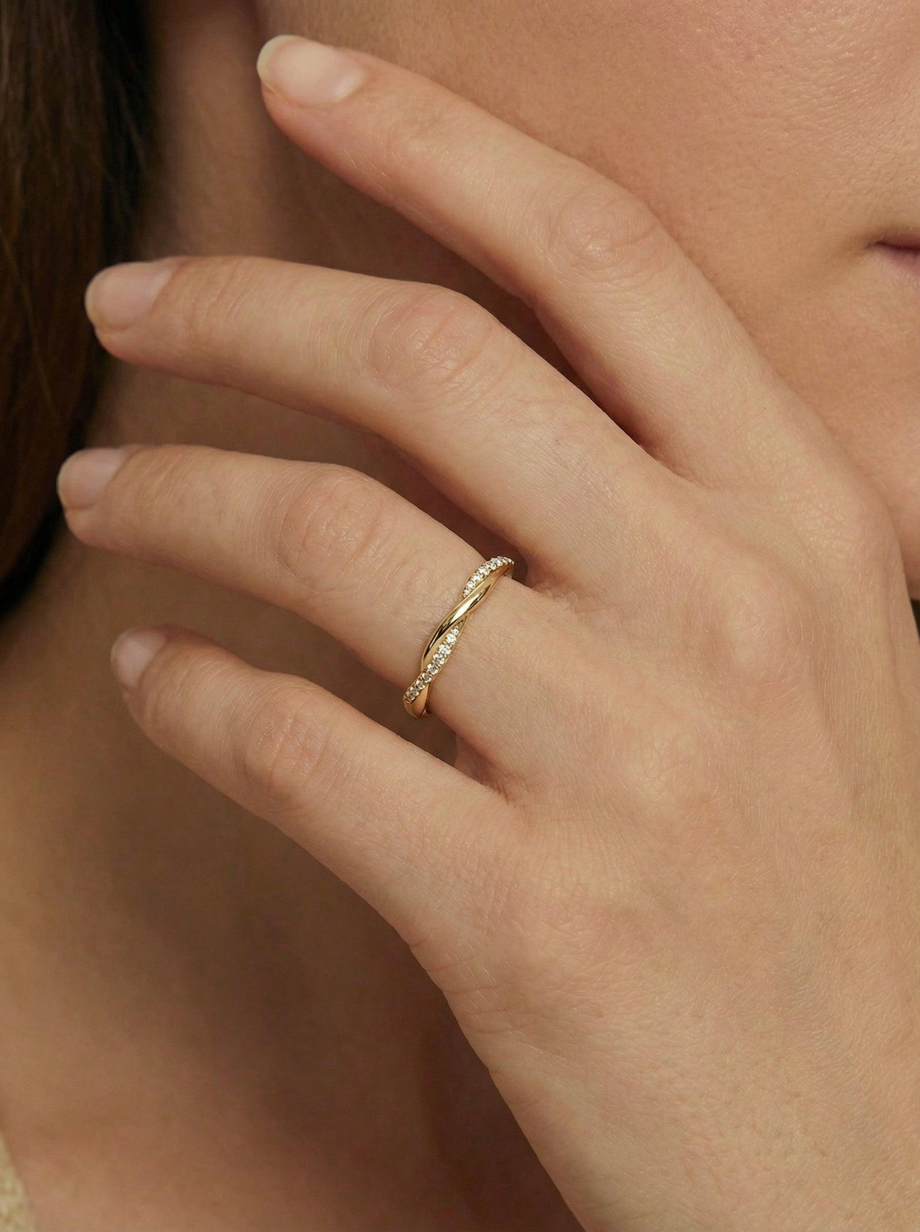 Lab-Grown Diamond Wedding Ring, Twisted Pavé Stacking Band, Matching Infinity Ring Gift for Her (2.00mm)