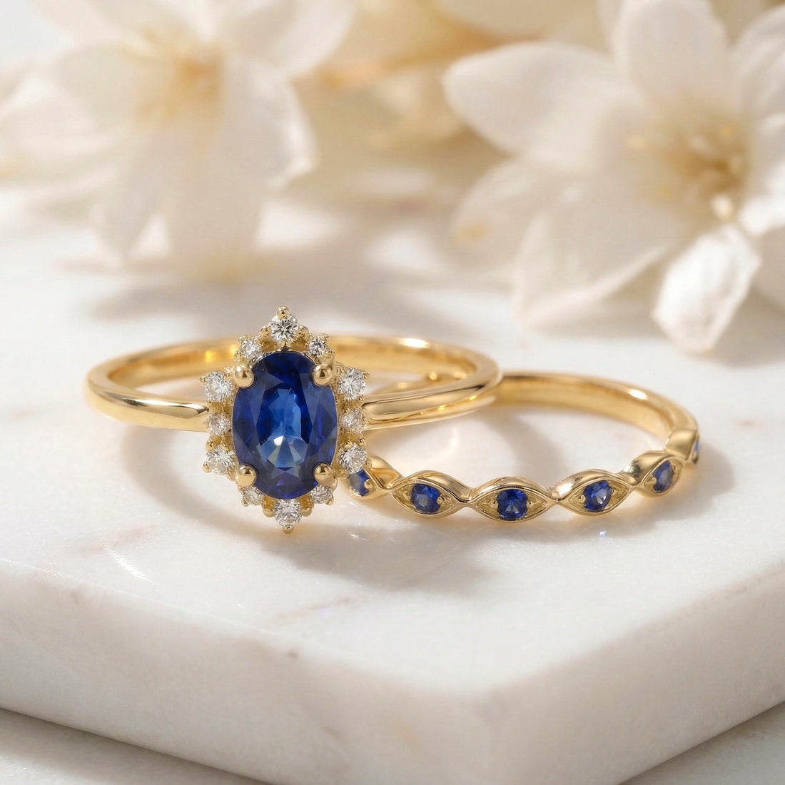 0.60ct Sapphire Engagement Ring Set, 18K Solid Gold Vintage Halo Wedding Ring for Women, Oval Bridal Set, September Birthstone