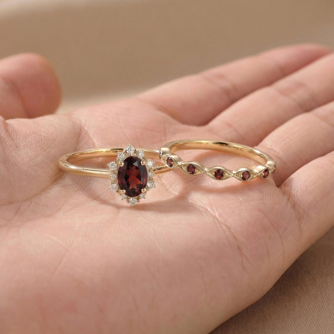 0.60ct Garnet Engagement Ring Set, 18K Solid Gold Vintage Halo Wedding Ring for Women, Oval Bridal Set January Birthstone