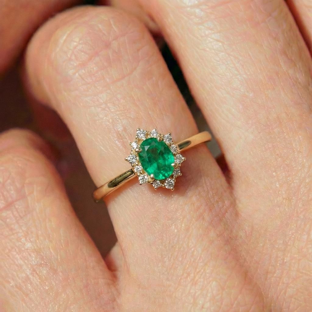 Oval Emerald Halo Engagement Ring Set, May Birthstone Bridal Set, Vintage Gold Wedding Ring, Anniversary Gift for Her
