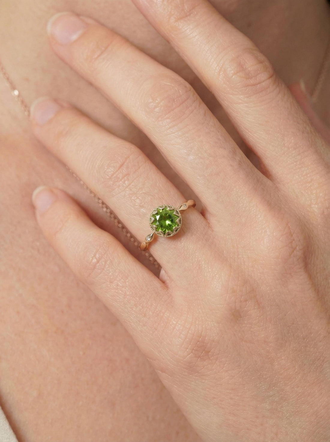 2ct Peridot Ring, Vintage Round Cut Peridot Ring,  Antique Wedding Women's Ring, Art Deco Engagement Ring, August Birthstone