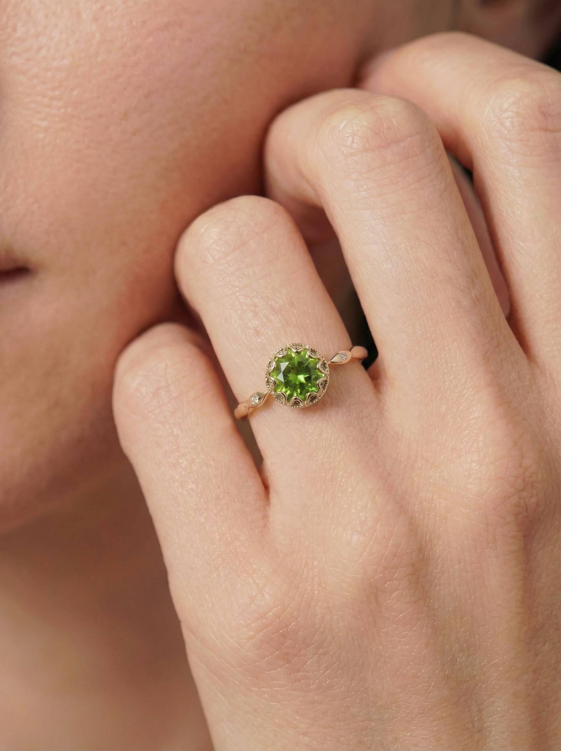 2ct Peridot Ring, Vintage Round Cut Peridot Ring,  Antique Wedding Women's Ring, Art Deco Engagement Ring, August Birthstone