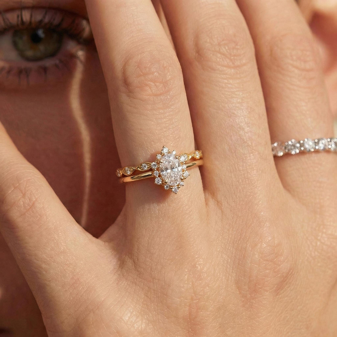 0.60ct Diamond Engagement Ring Set, 18K Solid Gold Vintage Halo Wedding Ring for Women, Oval Bridal Set April Birthstone