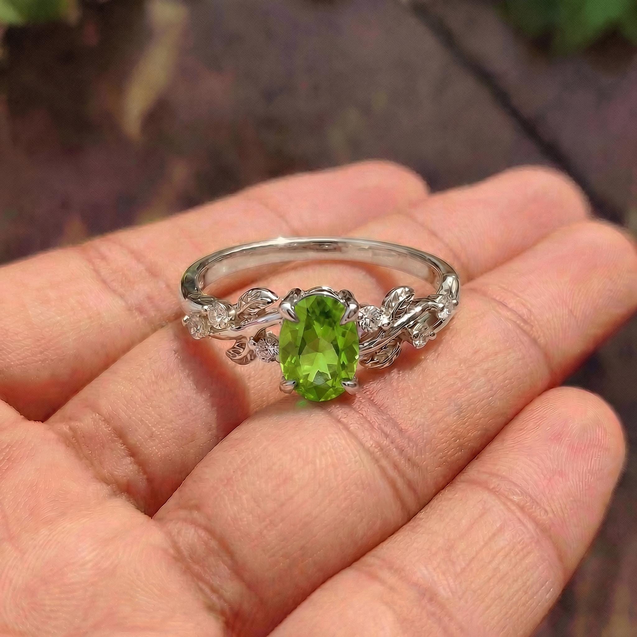 Nature Inspired Leaf Branch Peridot Ring – Gift for Mom – Leaf Branch Peridot Ring