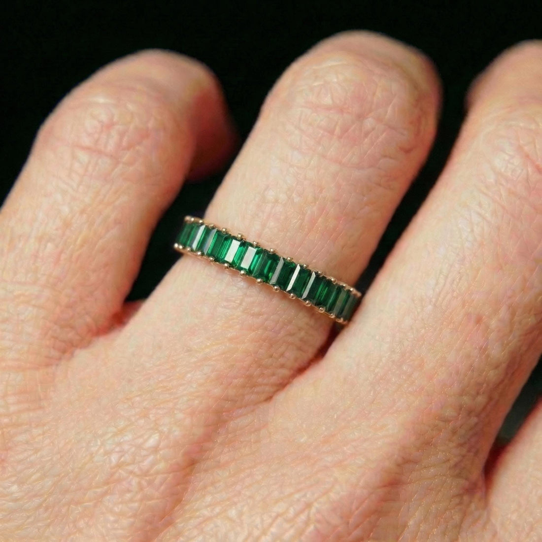 Baguette Emerald Wedding Band, 18K Gold Stackable Ring, Promise Ring Gift for Women, May Birthstone