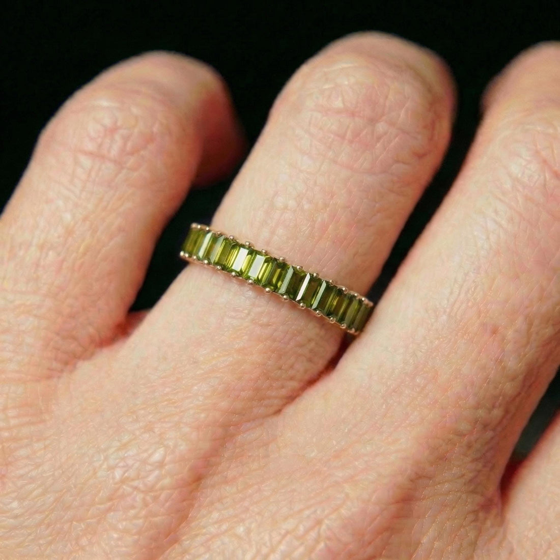 Baguette Peridot Wedding Band, 18K Gold Stackable Ring, Promise Ring Gift for Women, January Birthstone