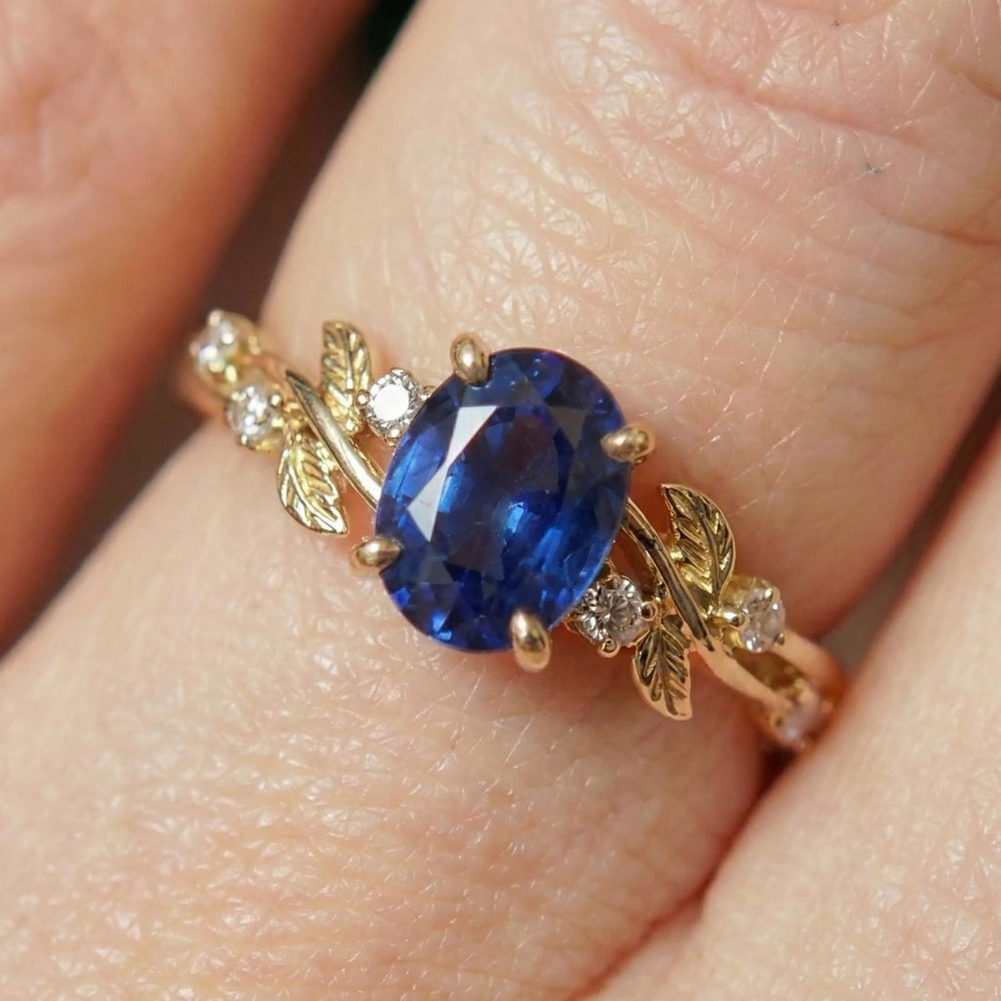 Oval Sapphire Engagement Ring, Nature Inspired Leaf Branch Twist Ring, Wedding Ring for Women, Anniversary Gift