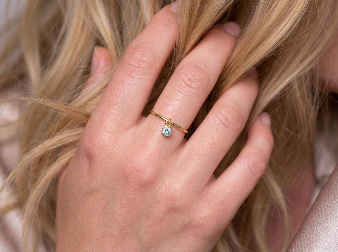 Aquamarine Charm Ring Dainty Blue Gemstone Ring Minimalist Bezel Aquamarine Ring March Birthstone Ring Delicate Gold Stackable Ring Gift