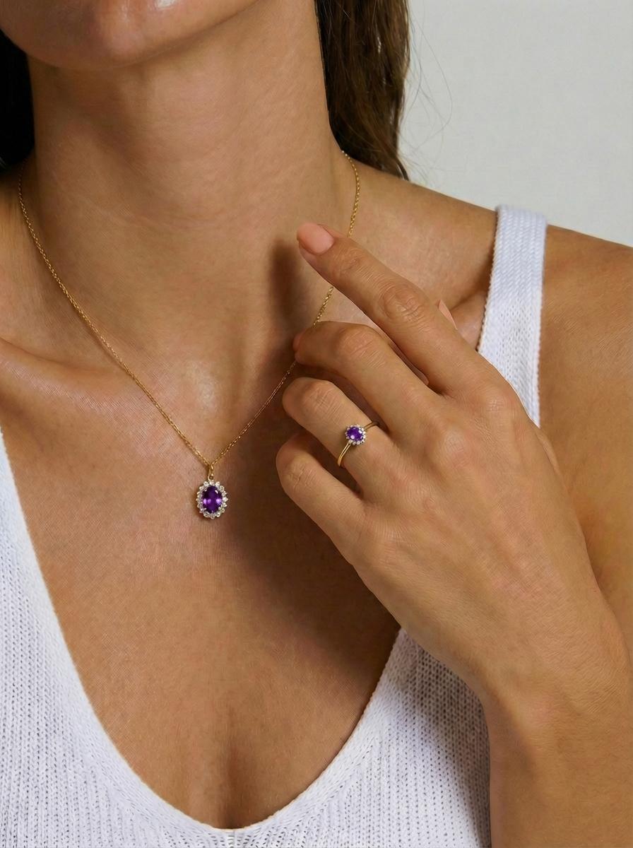 Oval Amethyst Halo Ring, 14K Solid Gold Amethyst Solitaire Ring, February Birthstone Ring, Dainty Gold Engagement Ring