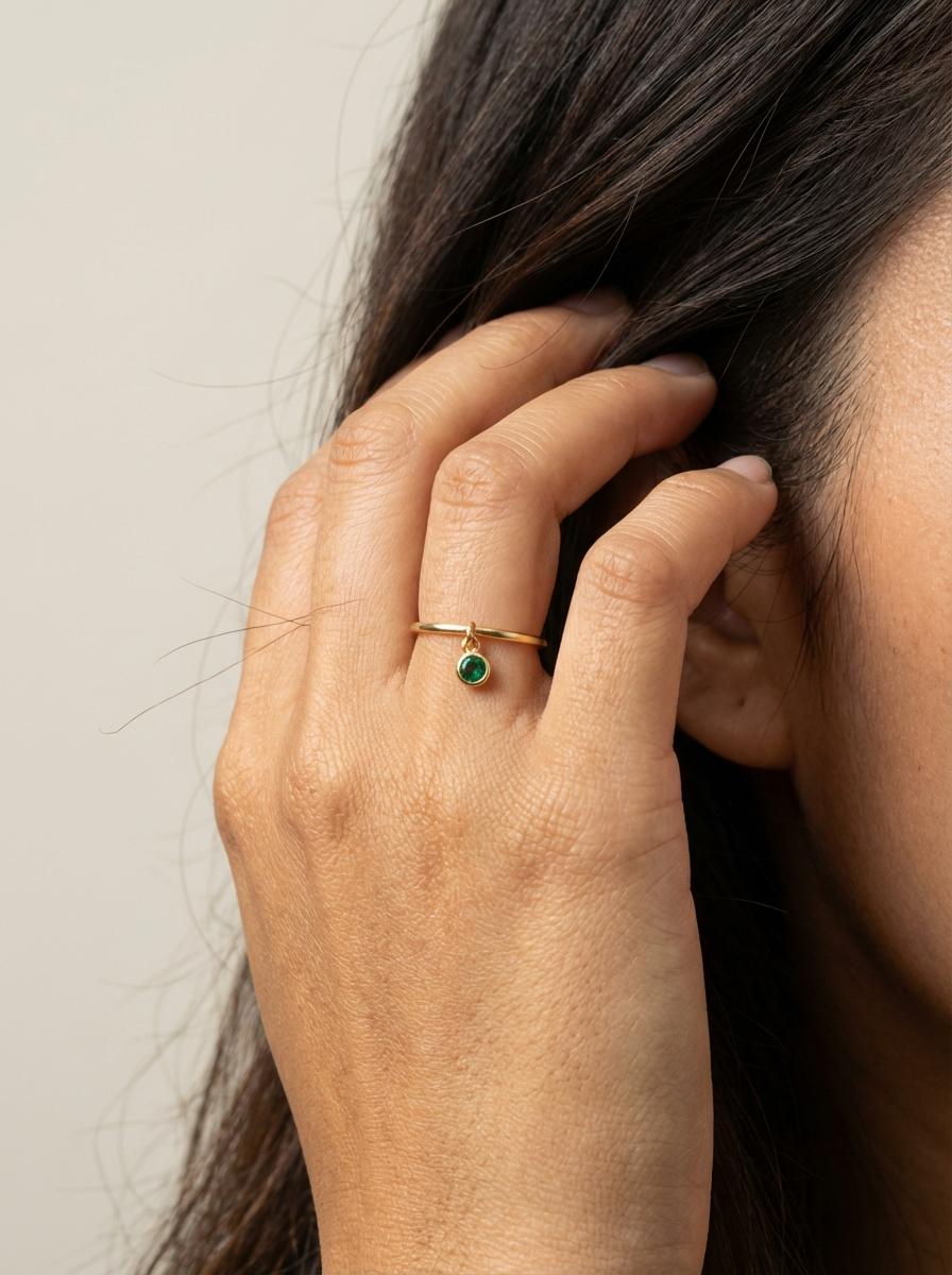Green Sapphire Charm Ring Dainty Green Gemstone Ring Minimalist Bezel Green Sapphire Ring Unique Stackable Ring Delicate Gold Ring Gift