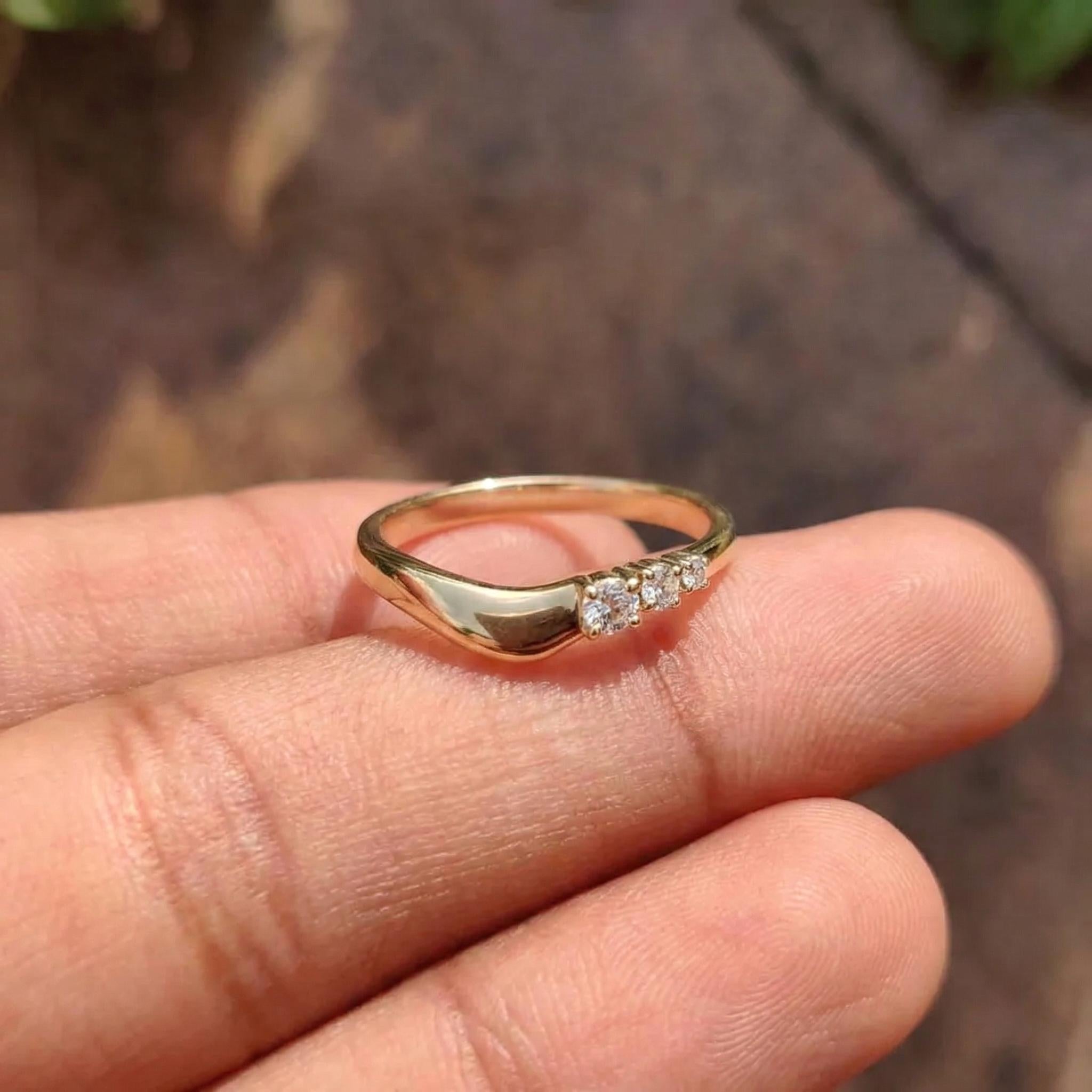 Unique Moissanite Curved Wedding Band, Solid Gold Round Cut Stacking Ring, Personalized Matching Eve Ring for Women, Minimalist Jewelry