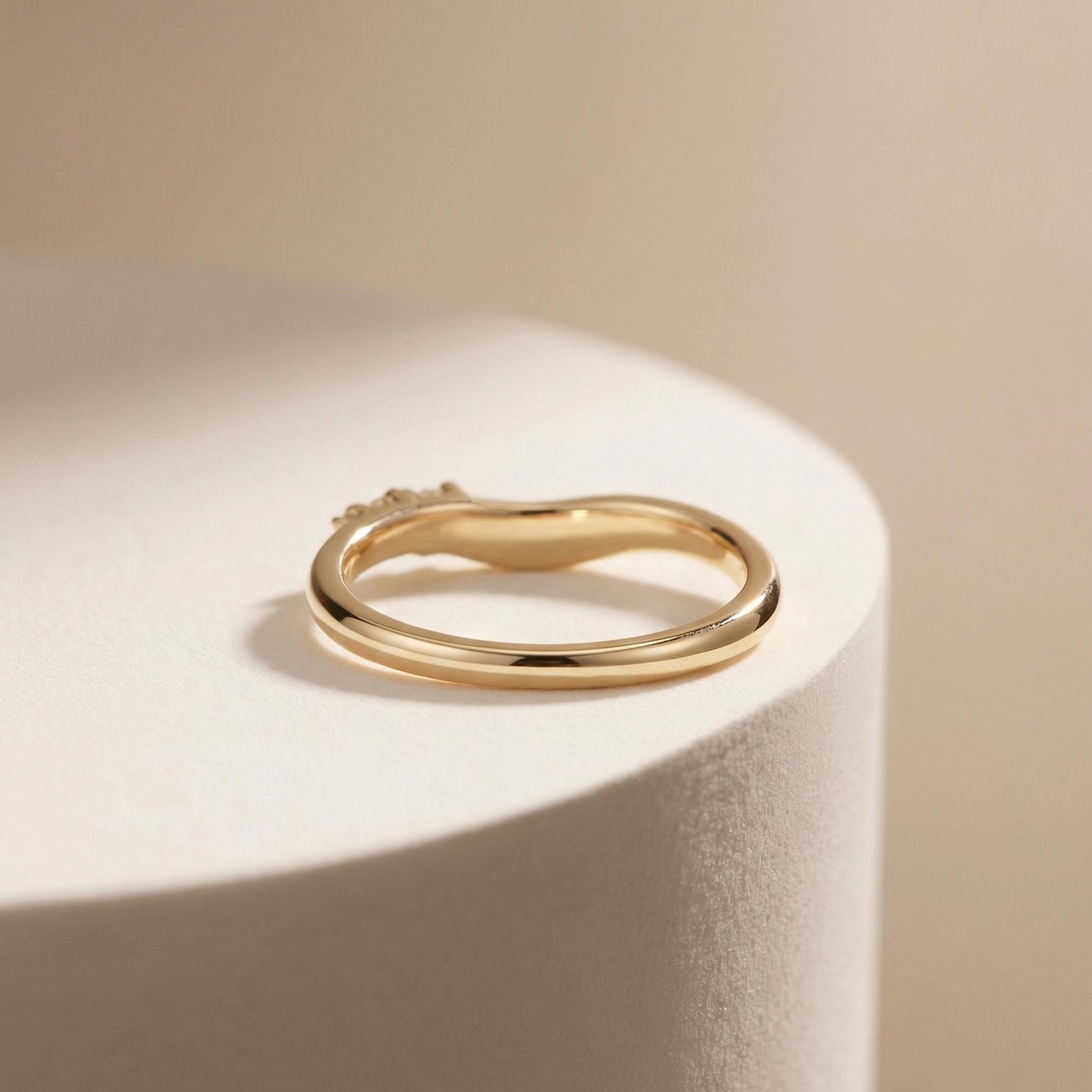 Unique Moissanite Curved Wedding Band, Solid Gold Round Cut Stacking Ring, Personalized Matching Eve Ring for Women, Minimalist Jewelry
