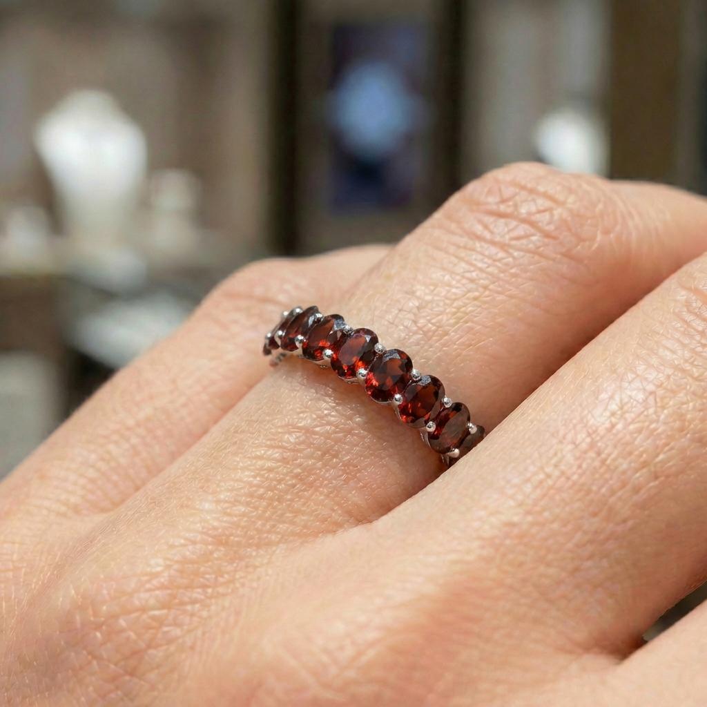 2.1CT Oval Garnet Wedding Band, Shared Prong Garnet Ring, Almost Eternity Ring, Classic Stackable January Birthstone Band