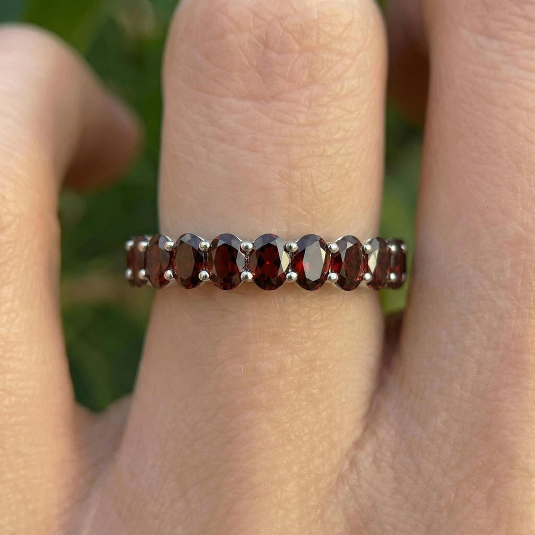 2.1CT Oval Garnet Wedding Band, Shared Prong Garnet Ring, Almost Eternity Ring, Classic Stackable January Birthstone Band