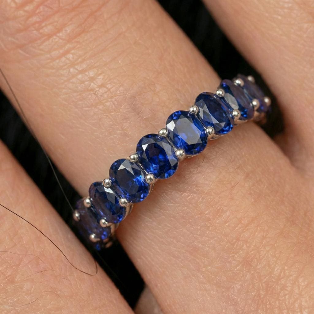 2.1CT Oval Blue Sapphire Wedding Band, Shared Prong Blue Sapphire Ring, Almost Eternity Ring, Classic Stackable September Birthstone Band