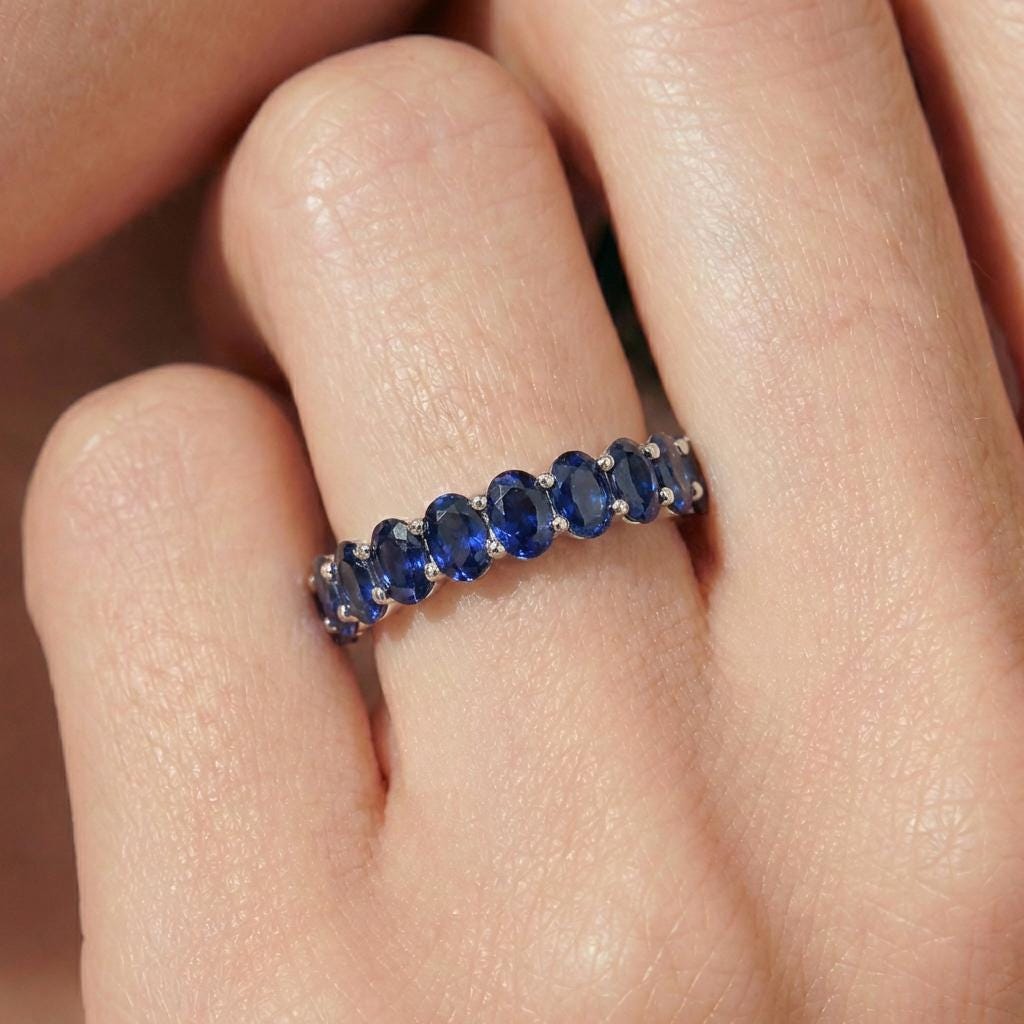 2.1CT Oval Blue Sapphire Wedding Band, Shared Prong Blue Sapphire Ring, Almost Eternity Ring, Classic Stackable September Birthstone Band