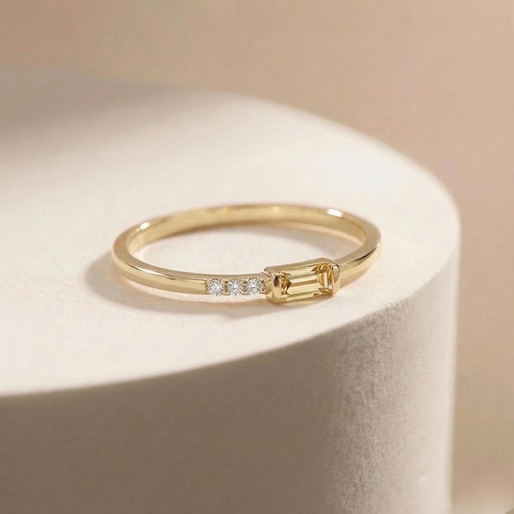 Dainty Baguette Citrine Ring, Minimalist November Birthstone Ring, Personalized Birthstone Band, Perfect Gift for Mom-Wife-Daughter