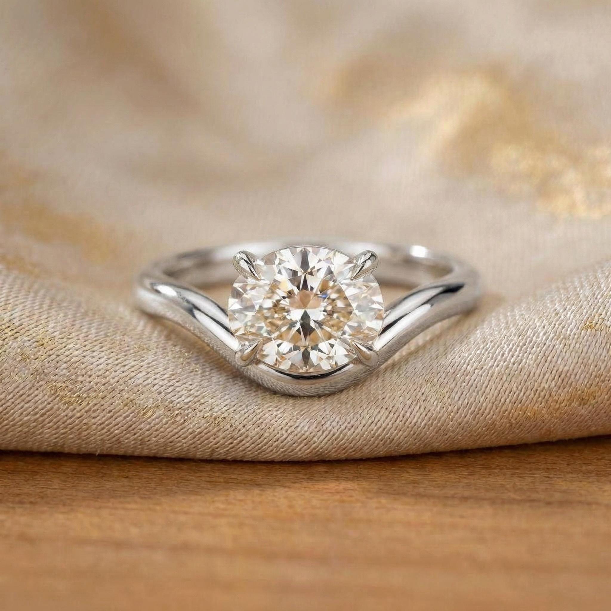 Oval Moissanite East West Pinky Ring, 14K Gold 1.25CT Oval Cut Solitaire Ring, Unique Dainty Promise Ring, Travel Ring