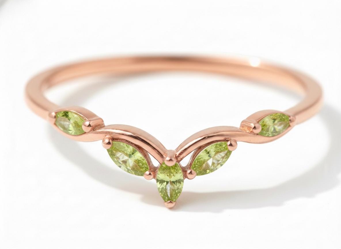 Curved Peridot Marquise Cluster Band, 18K Gold August Birthstone V-Shaped Ring, Dainty Green Peridot Enhancer