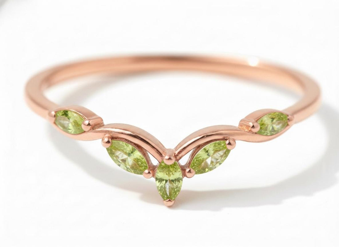 Curved Peridot Marquise Cluster Band, 18K Gold August Birthstone V-Shaped Ring, Dainty Green Peridot Enhancer