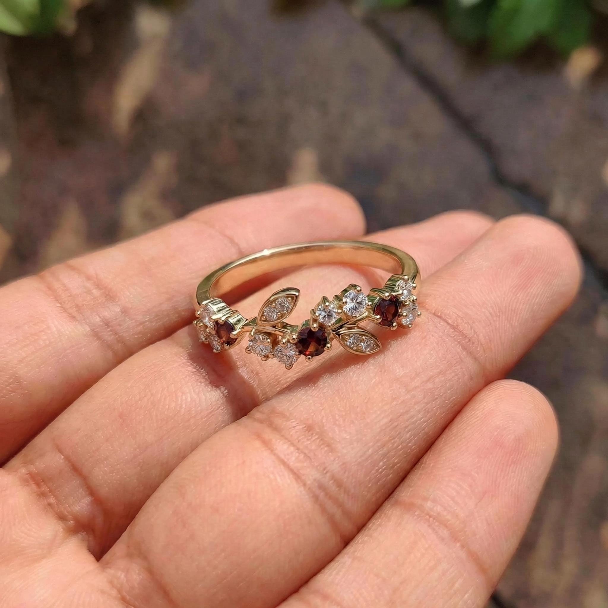 Garnet Leaf Wedding Band, Nature Inspired Floral Cluster Ring for Her – January Birthstone Gift – 14K Gold Moissanite Jewelry