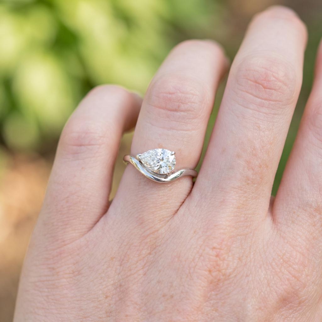 Pear Moissanite East West Pinky Ring, 14K Gold 1.25CT Tilted Pear Promise Ring For Travel Ring