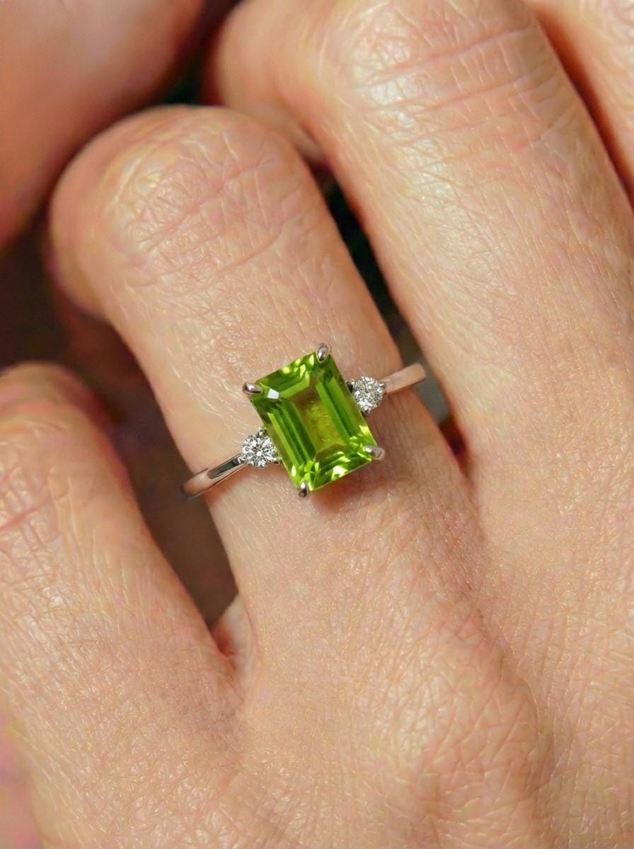 1.75ct Peridot Ring, Emerald Cut Peridot Ring, 14K Gold Statement Ring, Certified Stone Ring, August Birthstone