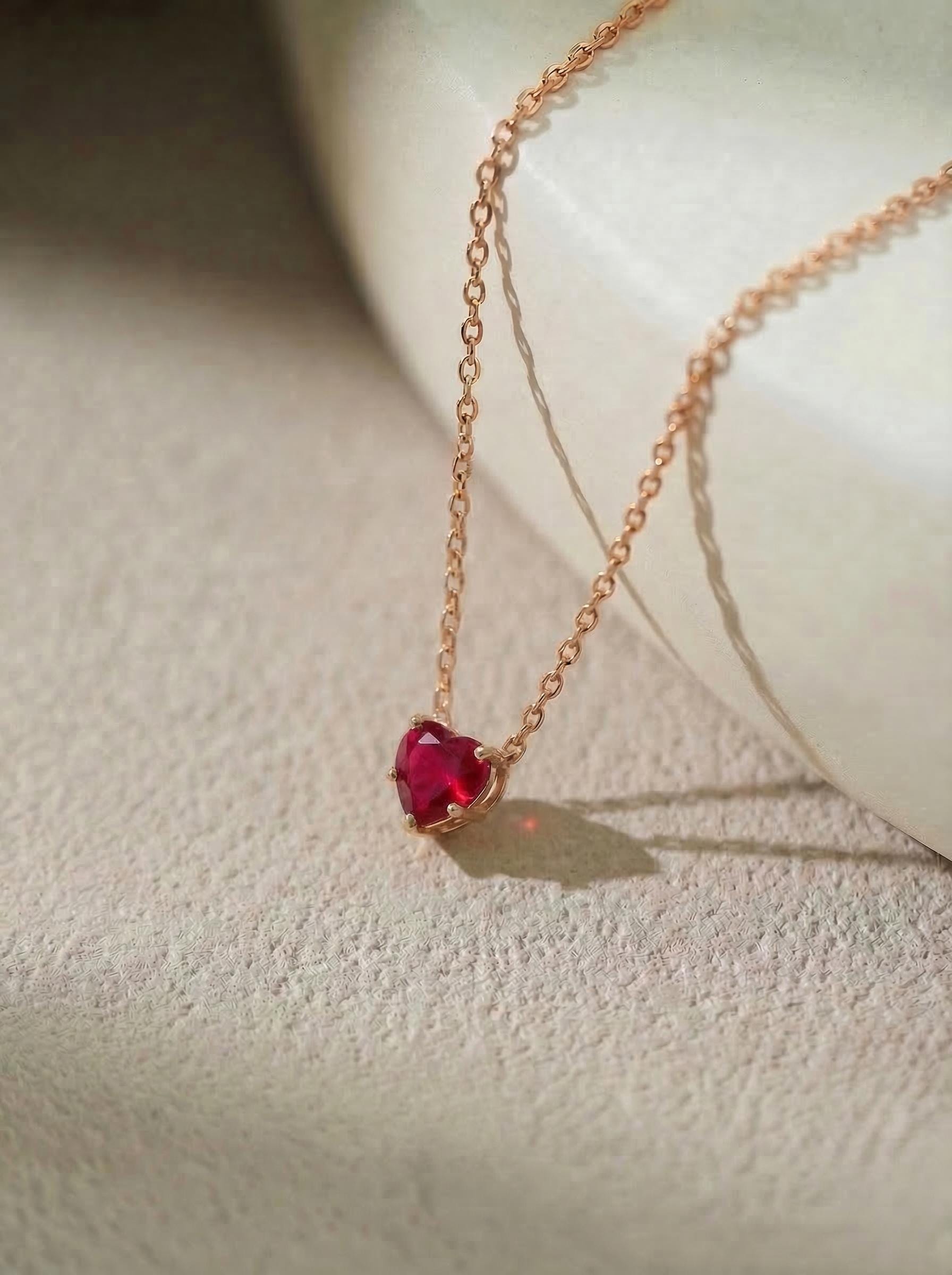 Dainty Gold Heart Garnet Necklace | Delicate Red Gemstone Pendant | January Birthstone Jewelry | Minimalist Love Gift for Her, Anniversary