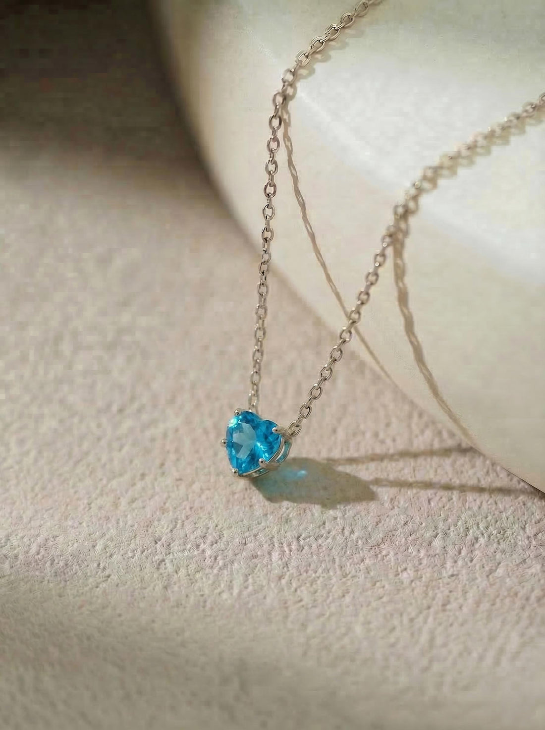 Blue Topaz Heart Pendant for Her – December Birthstone Gift – 18K Gold Minimalist Jewelry