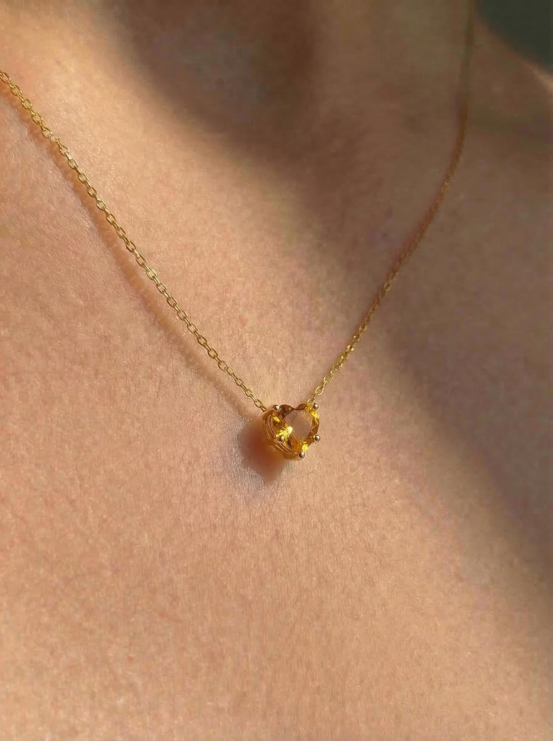 Dainty Gold Heart Citrine Necklace, Minimalist November Birthstone Jewelry, Delicate Gemstone Pendant, Romantic Gift for Her