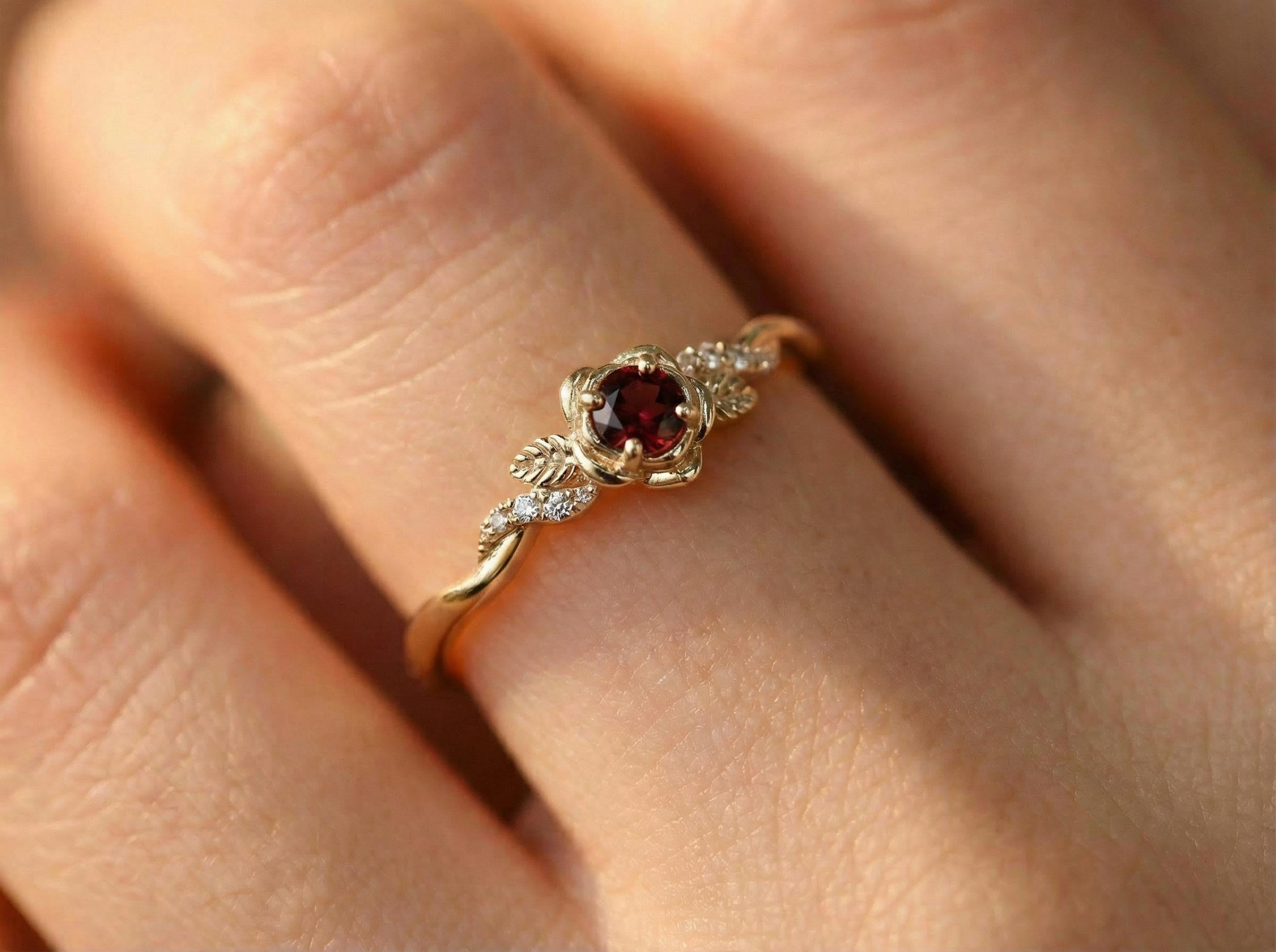Flower Garnet Engagement Ring, Floral Twist Promise Ring for Women, Nature Inspired Leaf Wedding Ring, January Birthstone