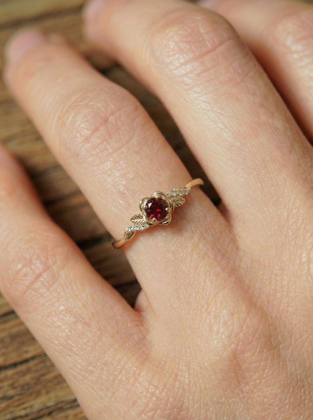 Flower Garnet Engagement Ring, Floral Twist Promise Ring for Women, Nature Inspired Leaf Wedding Ring, January Birthstone