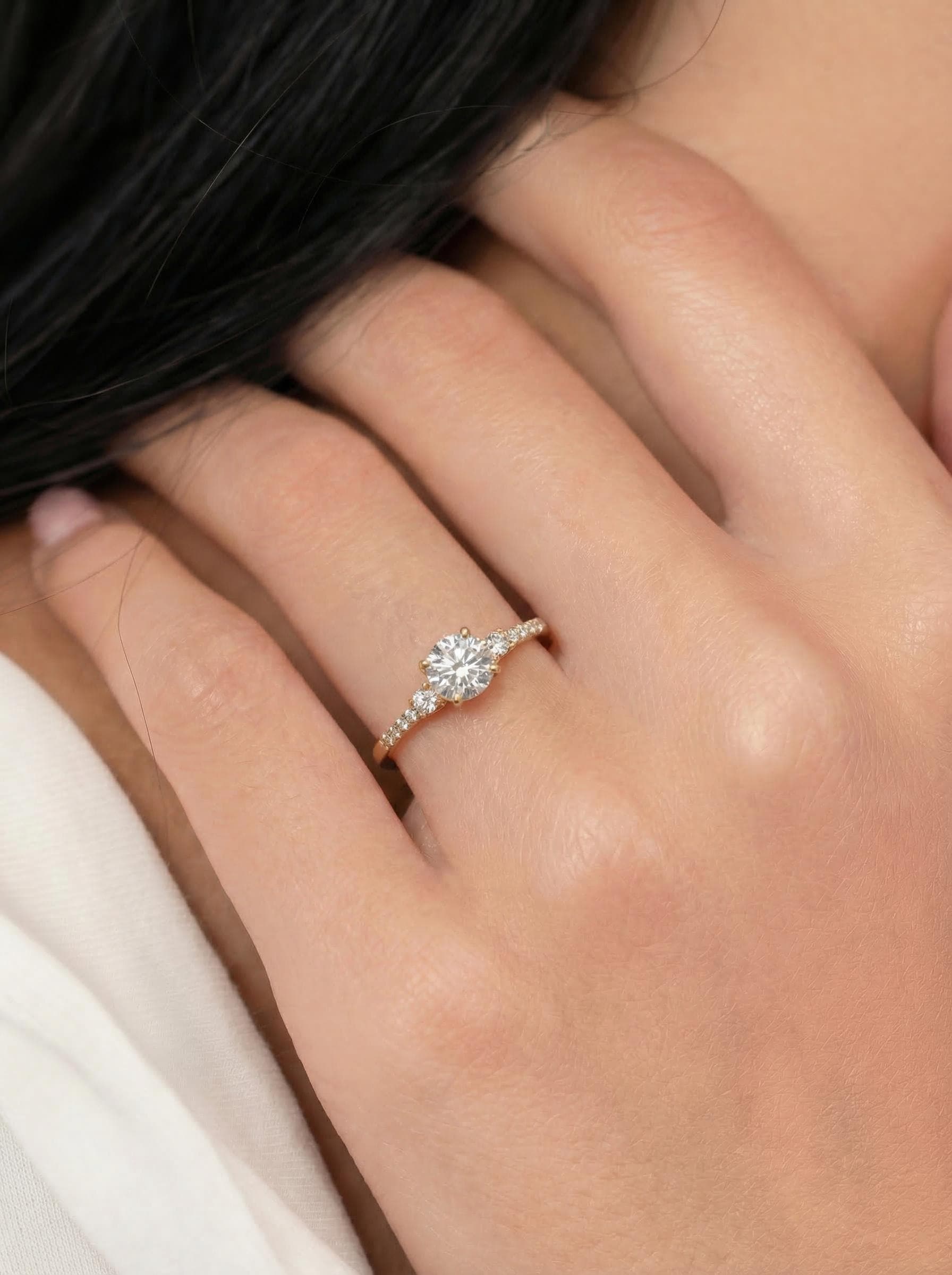 Three Stone Travel Ring, Round Cut 1ct Simulated Diamond Engagement Ring, Three Stone Ring, Dainty Gold Promise Ring, Bridal Ring For Her