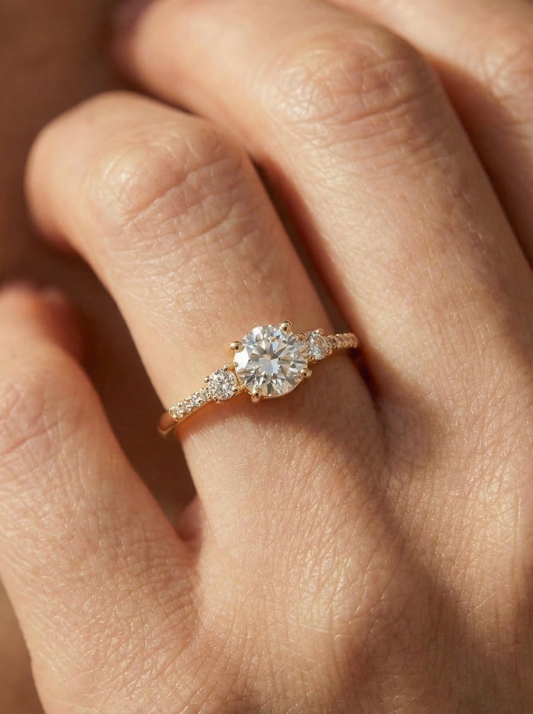 Three Stone Travel Ring, Round Cut 1ct Simulated Diamond Engagement Ring, Three Stone Ring, Dainty Gold Promise Ring, Bridal Ring For Her