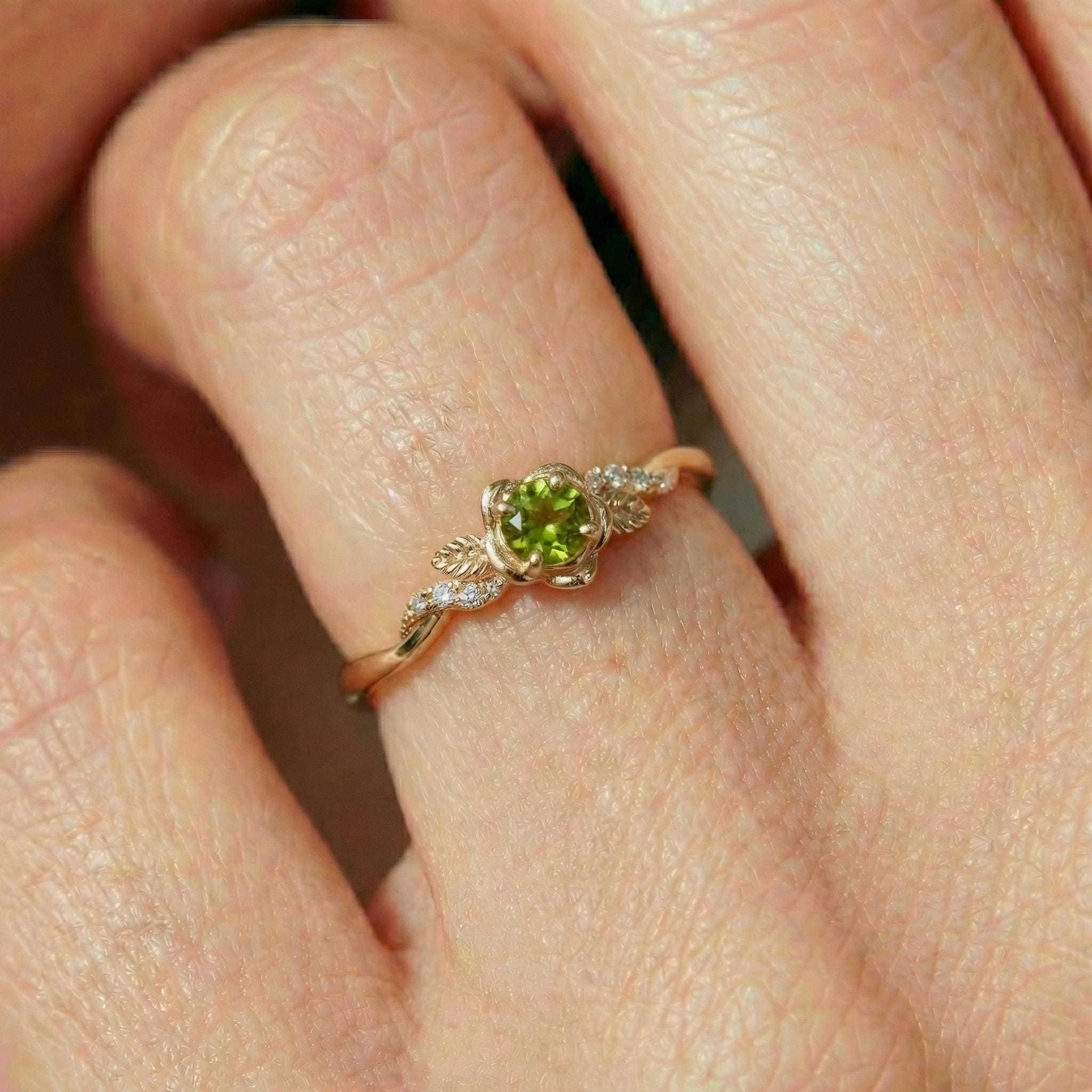 Flower Peridot Engagement Ring, Floral Twist Promise Ring for Women, Nature Inspired Leaf Wedding Ring, August Birthstone