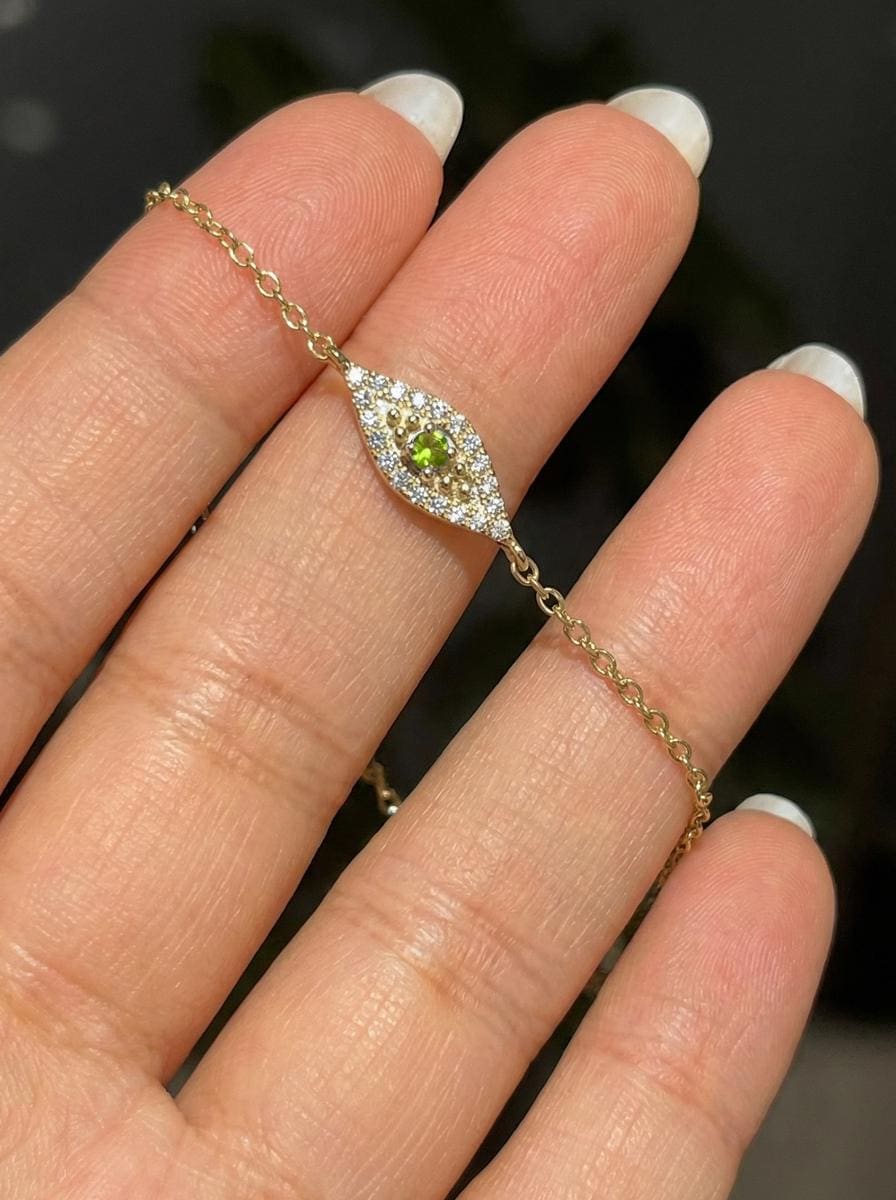 Peridot Evil Eye Bracelet, August Birthstone Protection Jewelry, Gold Talisman Bracelet, Bridesmaid Gift for Her