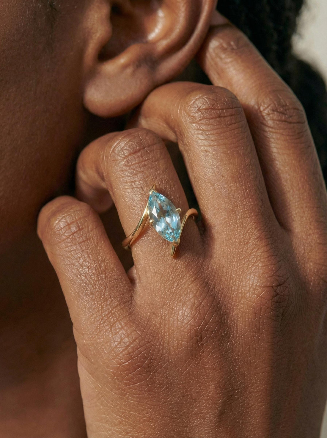 1.5ct Aquamarine Ring, Marquise Cut Aquamarine Solitaire, Curved Bypass Band, March Birthstone, 14K Gold Nature Inspired Ring
