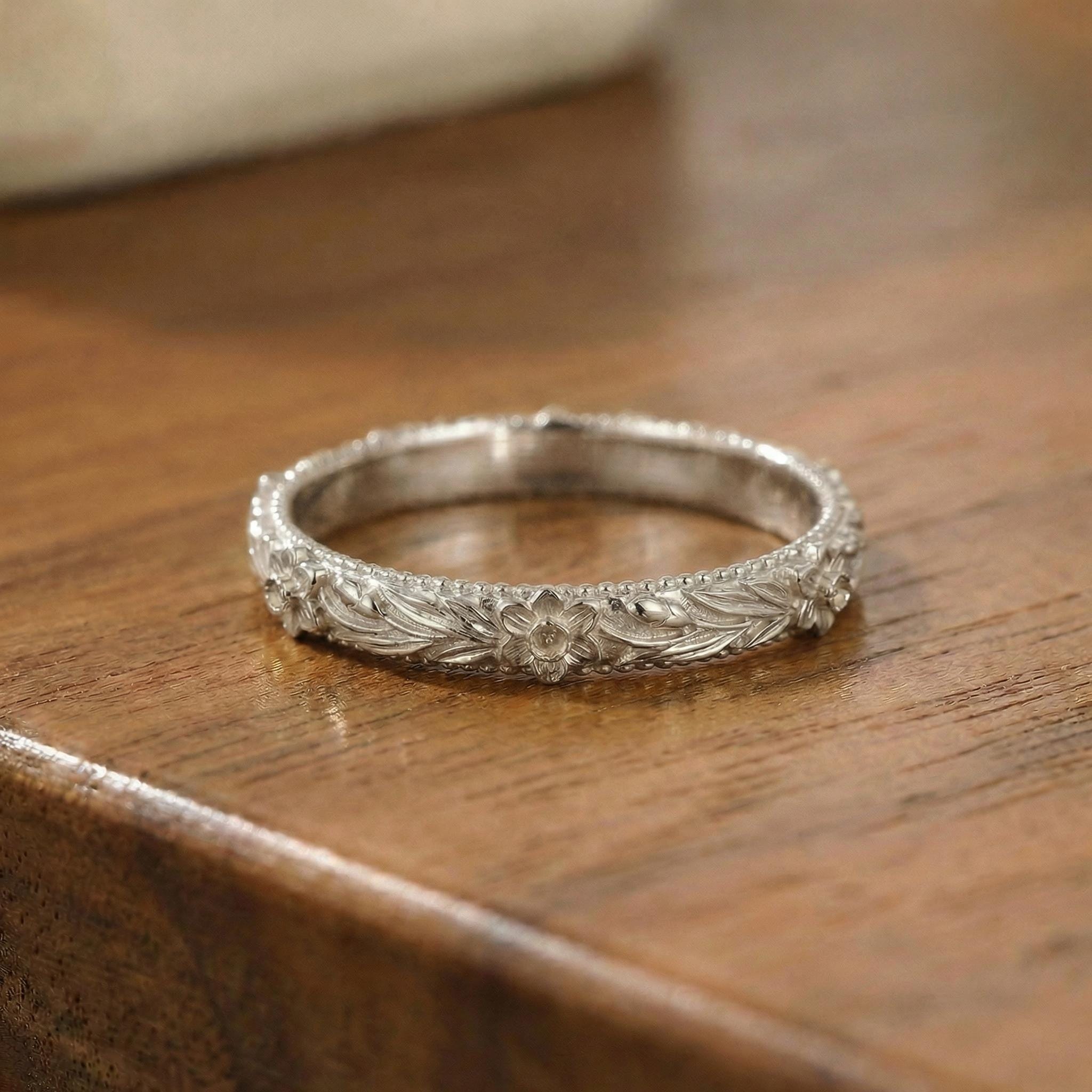 Daffodil Floral Wedding Band, Unique Flower 10K/14K/18K Plain Gold Antique Ring, March Birth Flower Band